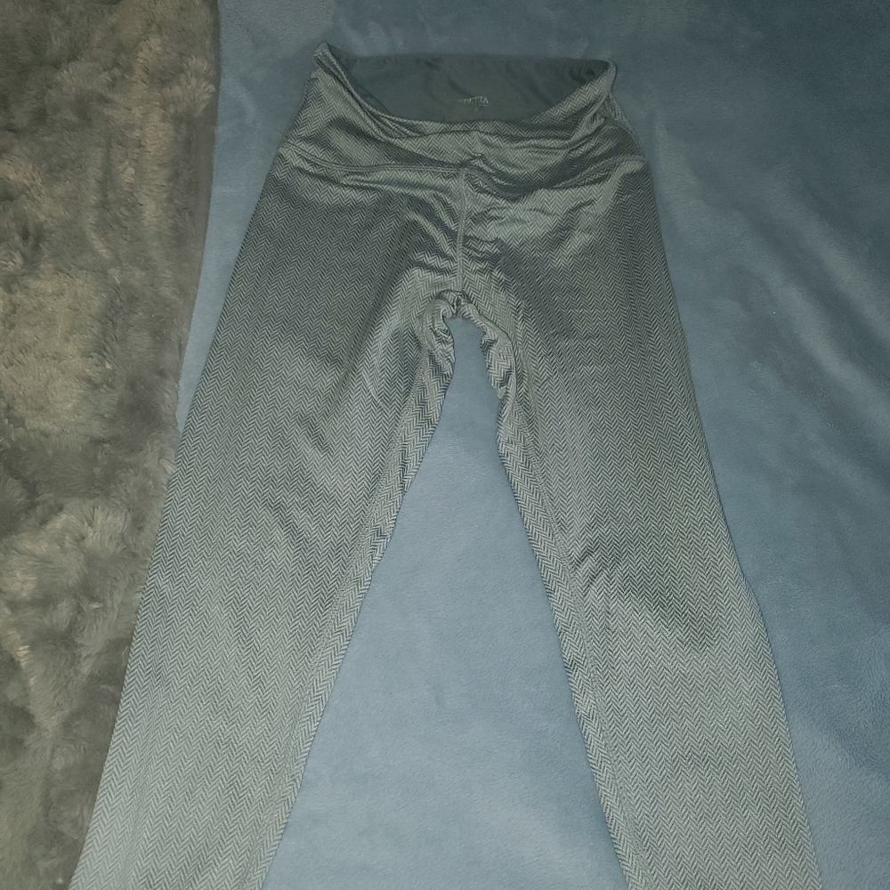 Modella Leggins